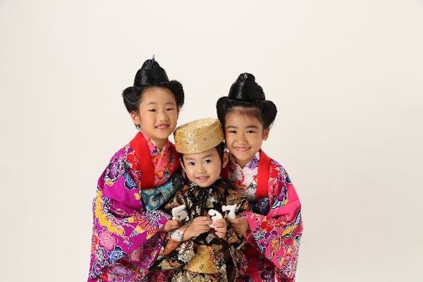 沖縄・琉装体験・ファミリー限定】3名以上～ご家族様必見！10％割引