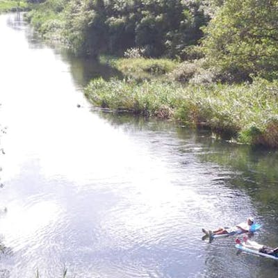 徳島 母川 川下り ビーチマットに寝転がってゆったり下る ビーチマット漂流旅行 アソビュー 徳島 母川 川下り ビーチマットに寝転がってゆったり下る ビーチマット漂流旅行 アソビュー