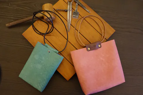 【東京・2k540(秋葉原/御徒町)・レザークラフト】選べる！革バッグワークショップ（1個）