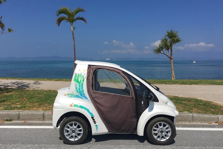 沖縄 うるま 超小型車 超コンパクトevカーで走る うるまちゅら島ha Moレンタルプラン アソビュー