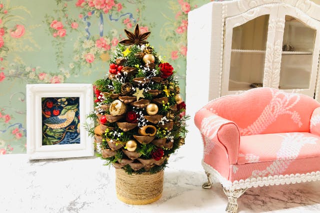 【宮城・仙台・クリスマスツリー作り】ナチュラルで可愛い！松ぼっくりツリー作り