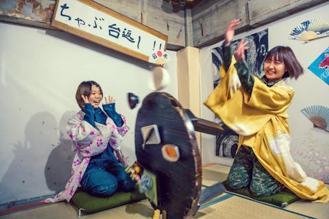 【大阪・難波・ものぶっ壊し体験】あの名場面にあなたも挑戦！本格ちゃぶ台返し体験