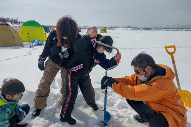 【北海道・空知砂川】ワカサギ釣りの聖地・砂川遊水地でのフルチャーターワカサギ釣行