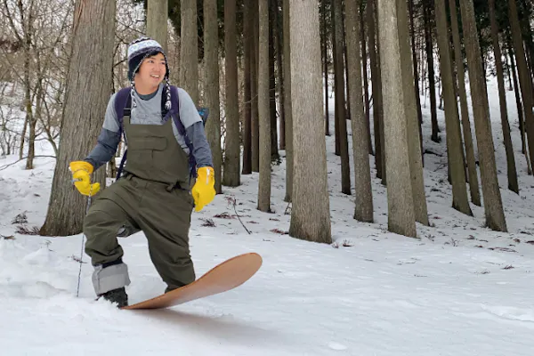 滋賀・高島・雪遊び】新しい雪遊び！「雪板」で滑走アクティビティ