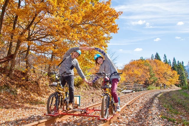 岐阜・飛騨・レールバイク】飛騨神岡の町を眺めながらのんびり走る