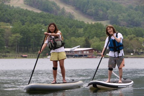 【長野・白樺湖・SUP】白樺湖の見所をガイドスタッフと巡る2時間SUPツアー