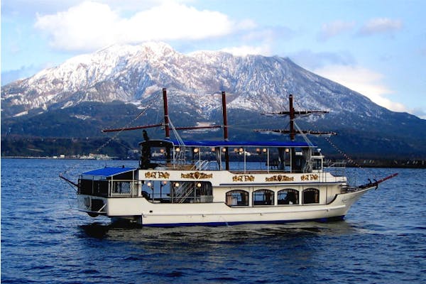 舟舟 帆船型遊覧船クイーンズしろやま｜ネット予約ならアソビュー！