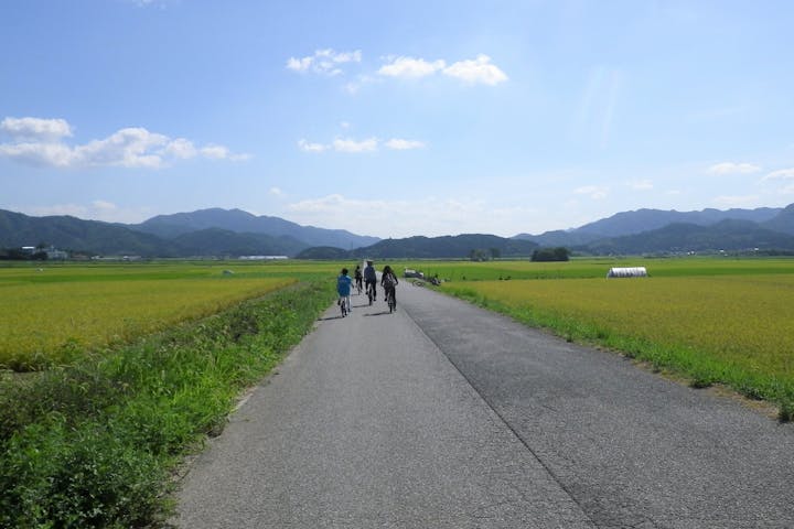 山口 山口市 レンタサイクル Sl やまぐち号 と並走体験も 阿東 里山サイクリングツアー アソビュー