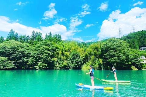 群馬・中之条・SUP】鮮やかなブルーの湖面が映える！四万湖SUP