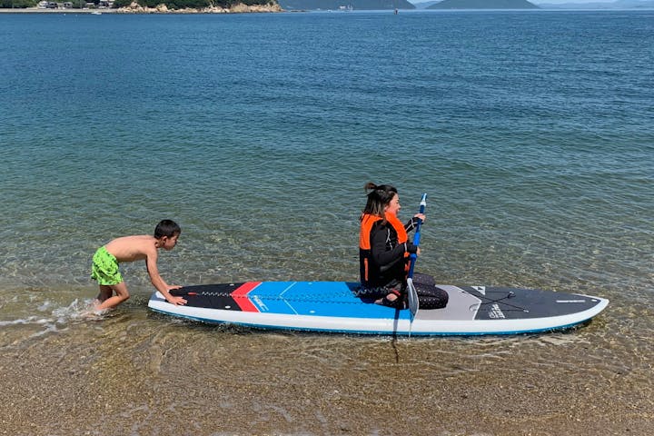 岡山 笠岡 Sup 瀬戸内の離島で穏やかな海でsupを楽しもう 美味しいランチ付き アソビュー