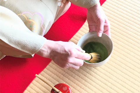 【山口・萩・日本の伝統文化】重要文化財のレトロな座敷で着物を着て抹茶体験！世界遺産萩城下町満喫プラン（着物&抹茶）