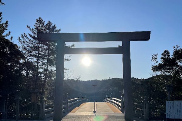 三重・伊勢・ガイドツアー】伊勢神宮・内宮の魅力をご案内！早朝参拝 