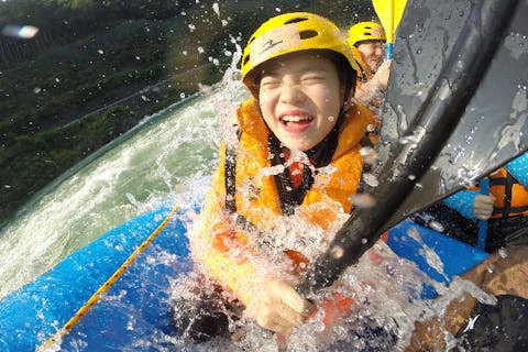 【岐阜・郡上・ラフティング】長良川で自由に楽しめる！3～4名様貸切コース（半日）