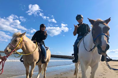 三重・津市・乗馬体験】初心者OK！海岸を乗馬しながら散策出来るビーチ
