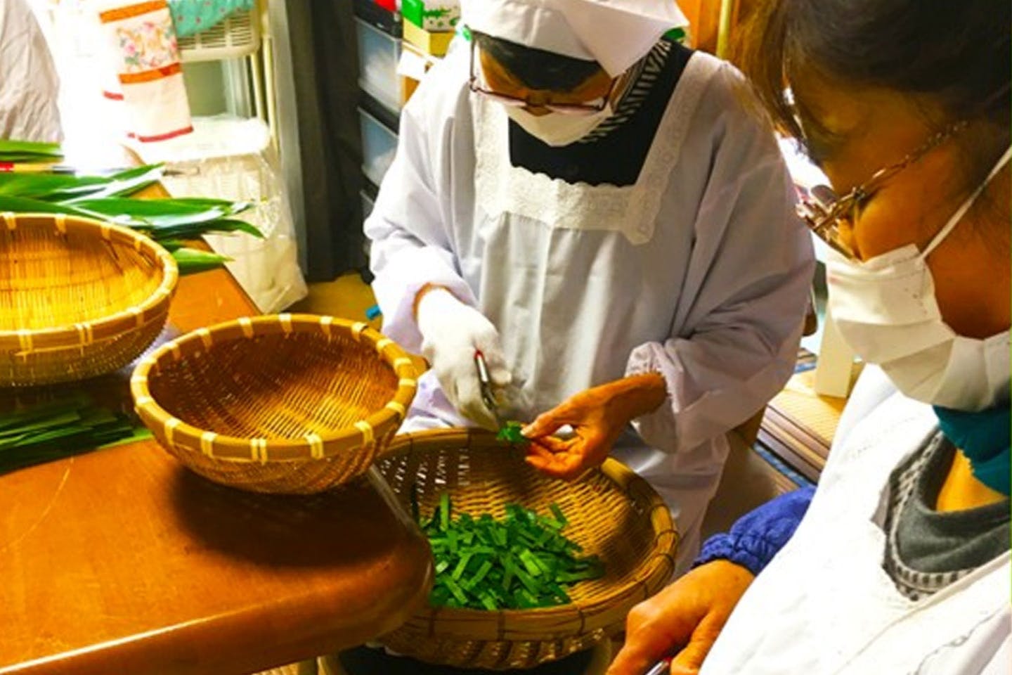 【鹿児島・種子島・工房見学】話題の温活にも♪種子島に自生する薬草を使った月桃茶工房体験