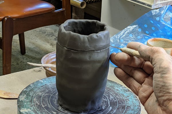御幡康照作 備前焼 手びねり宝瓶 備前焼陶吉は人間国宝作品から