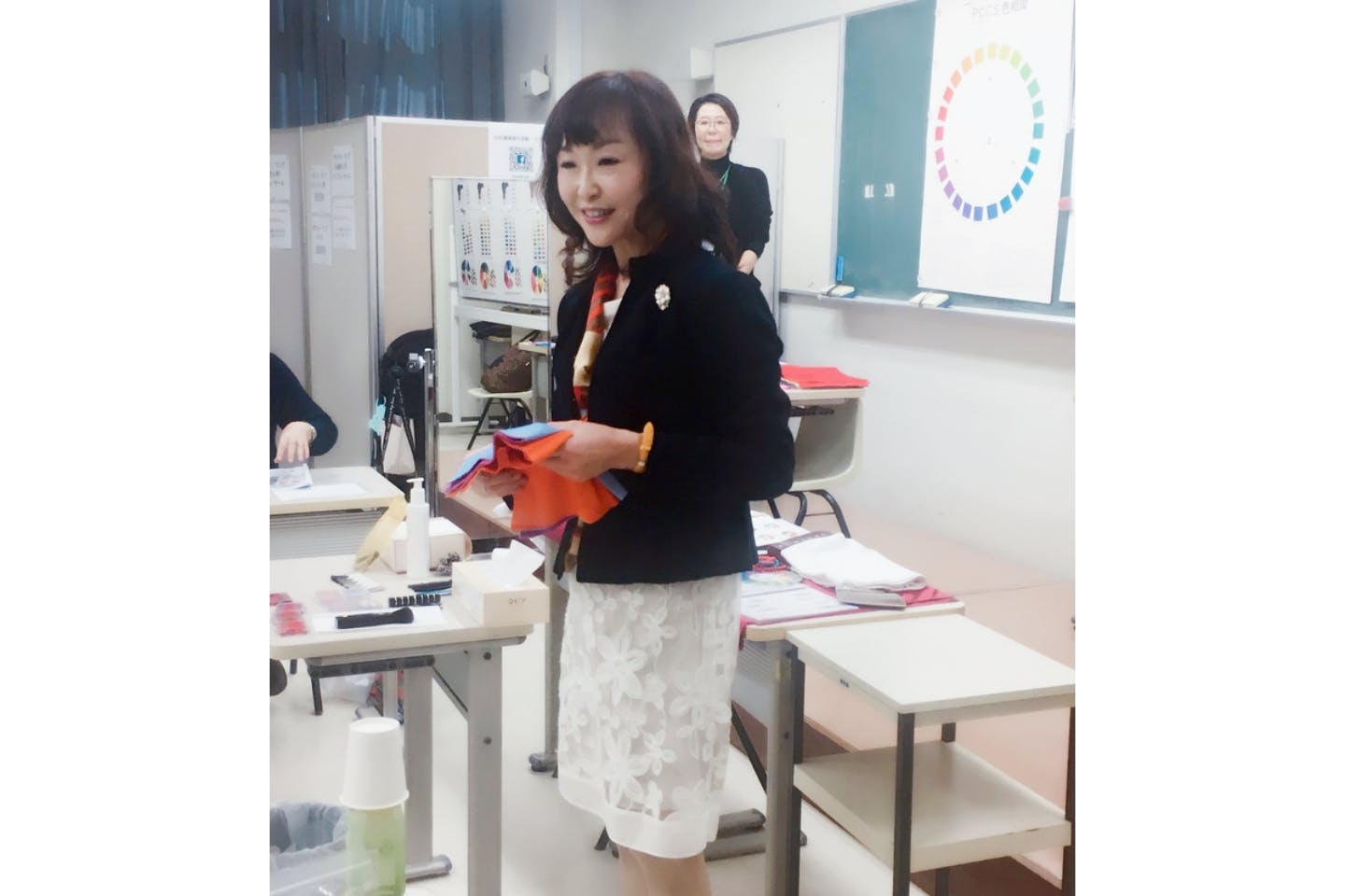 神奈川 横浜 パーソナルカラー診断 話題のパーソナルカラーと骨格診断で 自身に似合う最高のファッションスタイルへ アソビュー