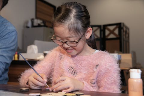 【佐賀・鹿島・伝統工芸】木の温かみに触れながら、オリジナルキーホルダー作り