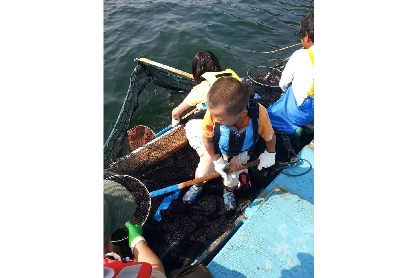 福岡 玄界島 漁業体験 子供から大人まで楽しめる定置網の体験漁業 アソビュー