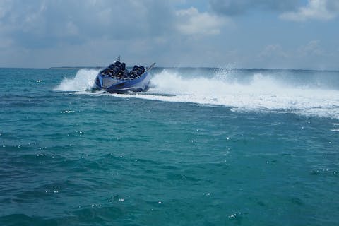 【沖縄・石垣島・クルージング】スリル満点のアトラクション！ジェットボートクルーズ