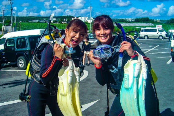 沖縄・青の洞窟・ライセンス取得】2日で取得！PADIオープン
