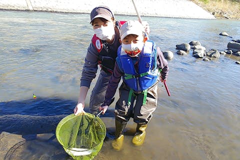 神奈川 小田原 川釣り 手ぶらでok 釣りの道具をレンタルして川釣りを楽しもう アソビュー