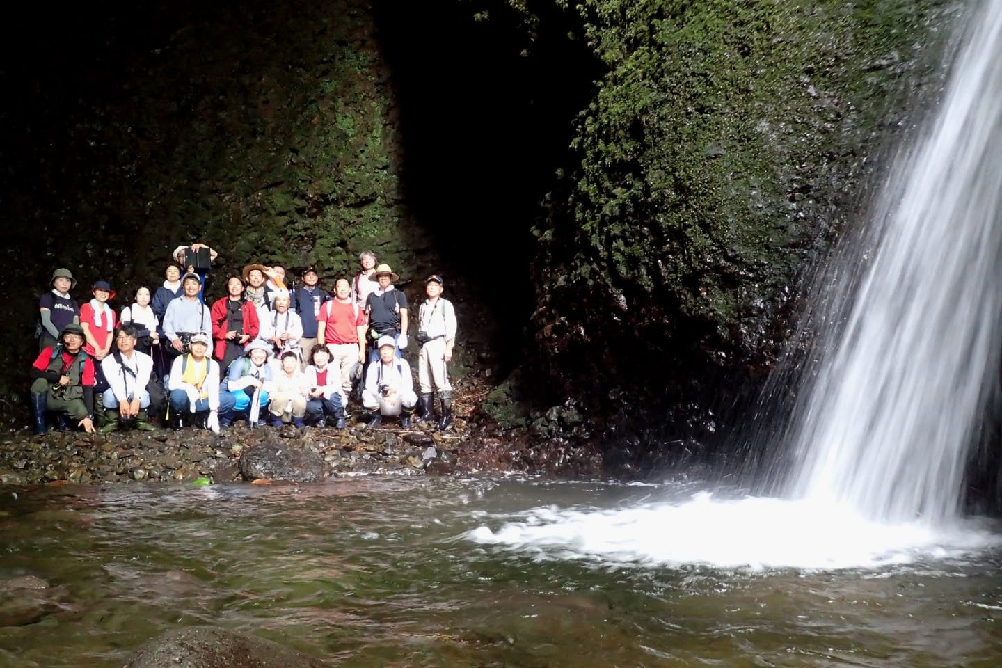 【兵庫・新温泉・自然体験】秘境の滝を目指して、シワガラの滝ガイドツアー！
