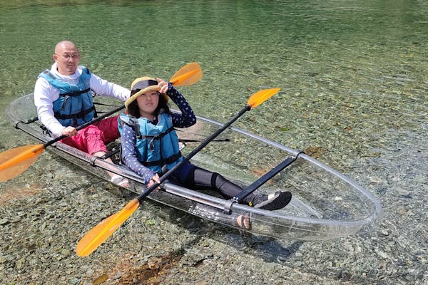 高知・仁淀川最上流】クリアカヤック宙船（そらふね）体験／スイーツ付