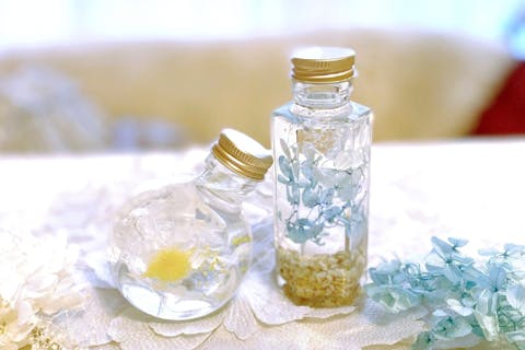 【東京・表参道・ハーバリウム】瓶の中にお花で作る幻想的な空間。ハーバリウム1個