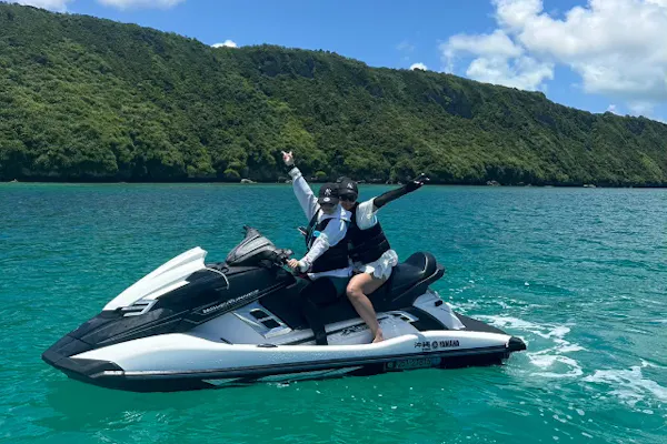 沖縄・宮古島・水上バイク】宮古島の海を満喫！ジェットスキーレンタル