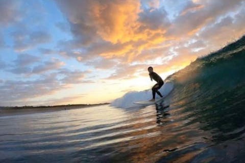 【静岡・湖西・ サーフィン体験】ボードの上に立つことを目指そう！サーフィン体験＆撮影付き☆