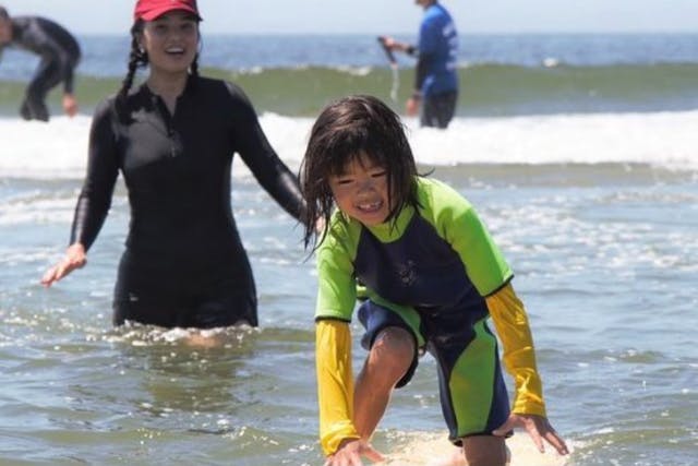【静岡・湖西・ レンタルサーフボード】海岸まで徒歩5分！シャワーや更衣室も自由に使える！海のアクティビティセットプランで身軽に海で遊ぼう！