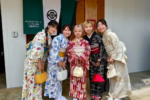 【山口・萩・着物レンタル】お好きな着物を選んで、萩の街を散策しよう！