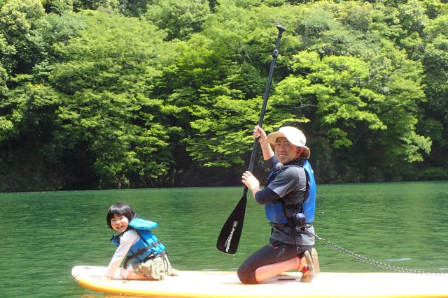 【奈良・吉野・SUP】＜午後コース＞初心者も楽しめる！おおたき龍神湖でSUPにチャレンジしよう