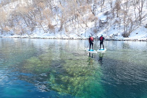 【手ぶらSUP】写真つき！北海道初上陸クリアSUPで水質トップクラスの透明度を誇る国立公園支笏湖と千歳川を体感！更衣室/タオル/ドライヤー等アメニティー各種無料！初心者・カップルにもおすすめ