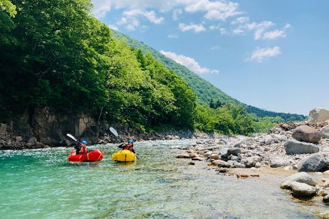 【岐阜・白川郷・川下り】人気急上昇中のアクティビティ体験！（180分）パックラフト川下り