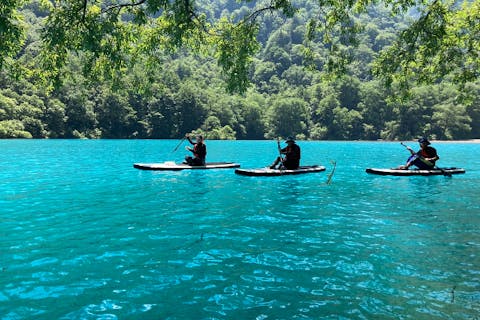 【岐阜・白川郷・SUP】世界遺産・白川郷の美しい秘境にGO！白水湖SUP体験
