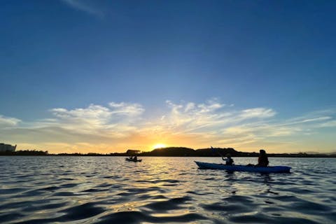 【静岡・浜松・カヤック】夕暮れカヤック体験ツアー！集合場所はオシャレなマリーナ！＜女性グループ様にもカップル様にもオススメ！撮影写真は参加者様にプレゼント！＞