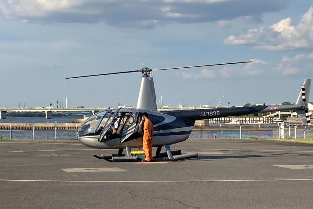 【大阪・ヘリコプター遊覧】大阪ヘリコプター遊覧！USJを上空から見るヘリポート見学付きユニバーサルコース■HO-D4-2-01