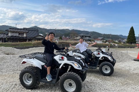 【京都府・京都市・四輪バギー】お子様バギープラン（20分）2名様以上予約可（1名予約不可）普通自動車免許が無くてもバギーが体験できる！5名まで予約可　７〜９月は猛暑割キャンペーン開催中！