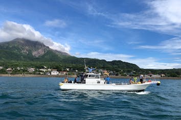 鹿児島県・鹿児島市・船釣り】手ぶらで気軽に参加OK！桜島を眺めながら