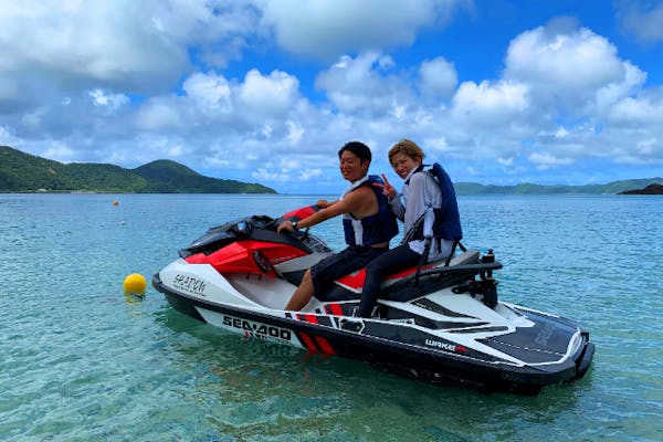 【奄美大島・水上バイク（シュノーケリング付き）】南の海でジェットスキー ツーリング体験！当日予約可能！ドローン空撮・撮影する写真の無料プレゼントあり（90分）｜アソビュー！