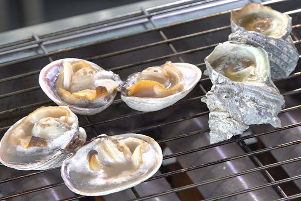 三重・伊勢・お土産屋】割引クーポン付き！大あさり焼きとさざえ壺焼き