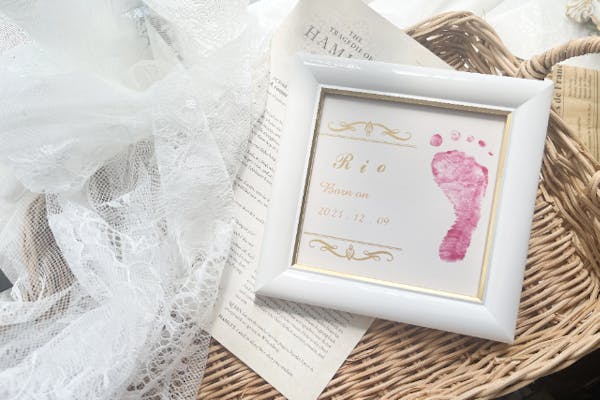 千葉・柏】お子様の可愛い手形や足形を食器に♪手形足形ポーセラーツ