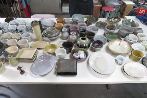 【兵庫・猪名川・手びねり】初めてでも楽しく作れる陶芸教室♪陶芸作品（2‐3個）