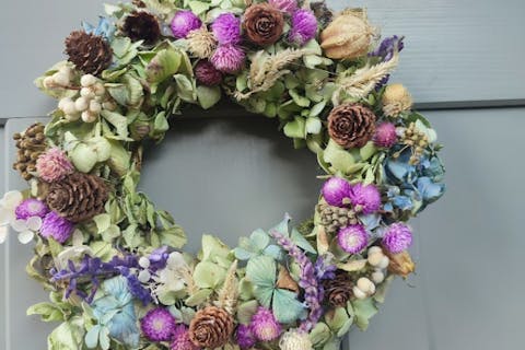 【熊本・南阿蘇・ドライフラワーのリースづくり】初心者でも安心！道の駅から車で3分！自分で花を選べるドライフラワーのリースづくり体験（材料費・講習費込）