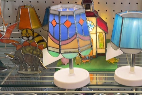 京都・宇治・ステンドグラス体験】輝くランプを手作り！ステンドグラス
