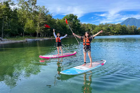 【北海道・千歳・札幌】支笏湖ブルーを体感するプレミアムなサップ体験・はじめての方歓迎・写真無料＆手ぶらOK・カップルやファミリーまで♪