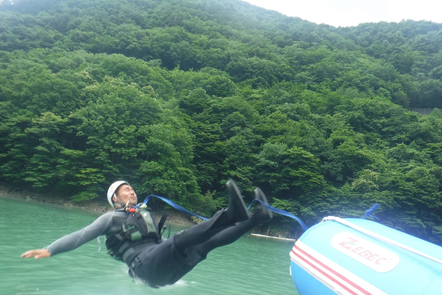 リトルピークス:【長野・松本・ラフティング】お子様も大喜び!梓湖ラフトツーリング