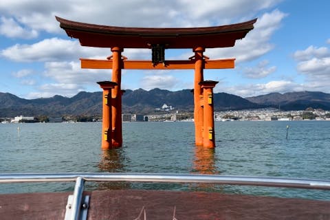 【広島・廿日市・クルージング】宮島観光の時間をより贅沢に演出！ランチ＆クルーズ